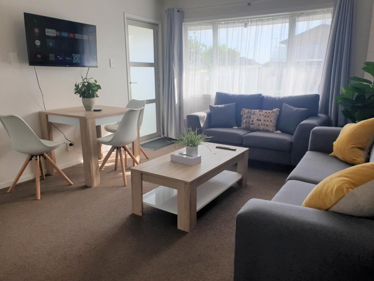 Rose Apartments Hamilton Bagian luar foto